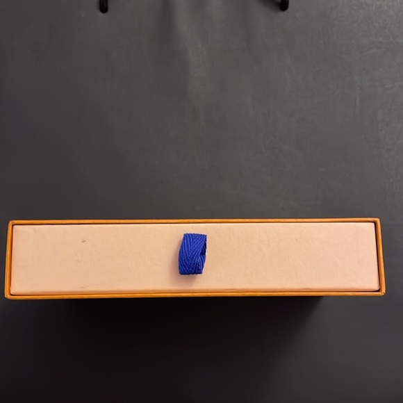 Louis Vuitton Box - Picture 3 of 4